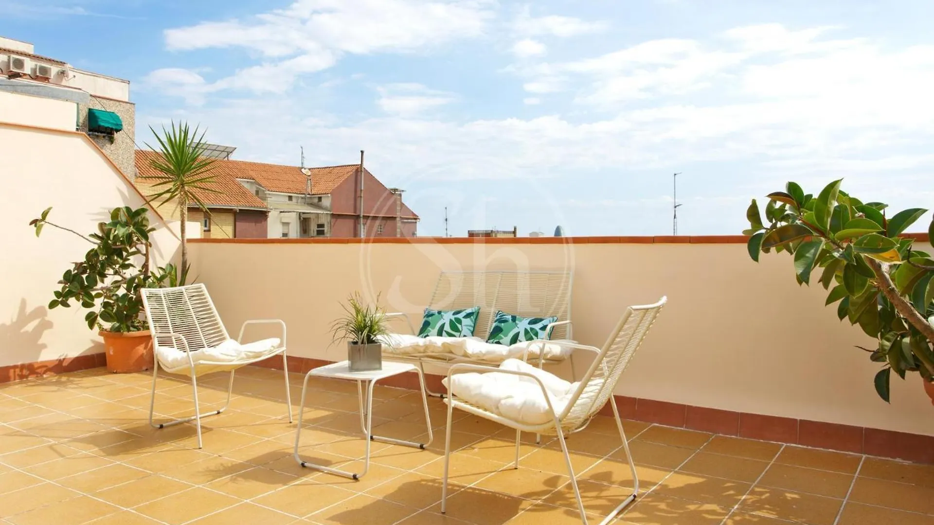 Beautiful Guinardo Apartment Барселона